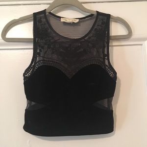⭐️STARING AT STARS ⭐️UO velvet crop & mesh crop XS